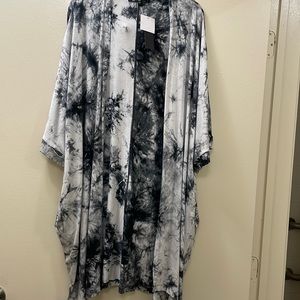 Size 2X Tie dye Kimono